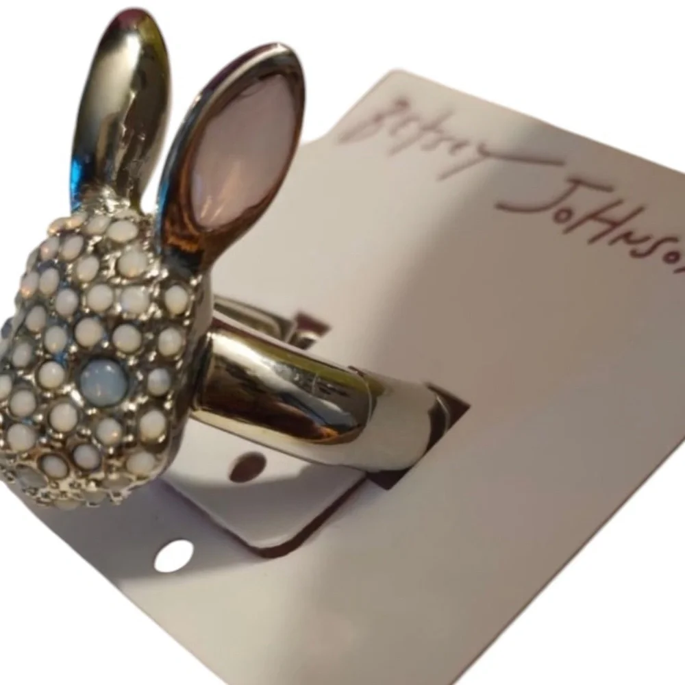 Betsey Johnson betsey johnson